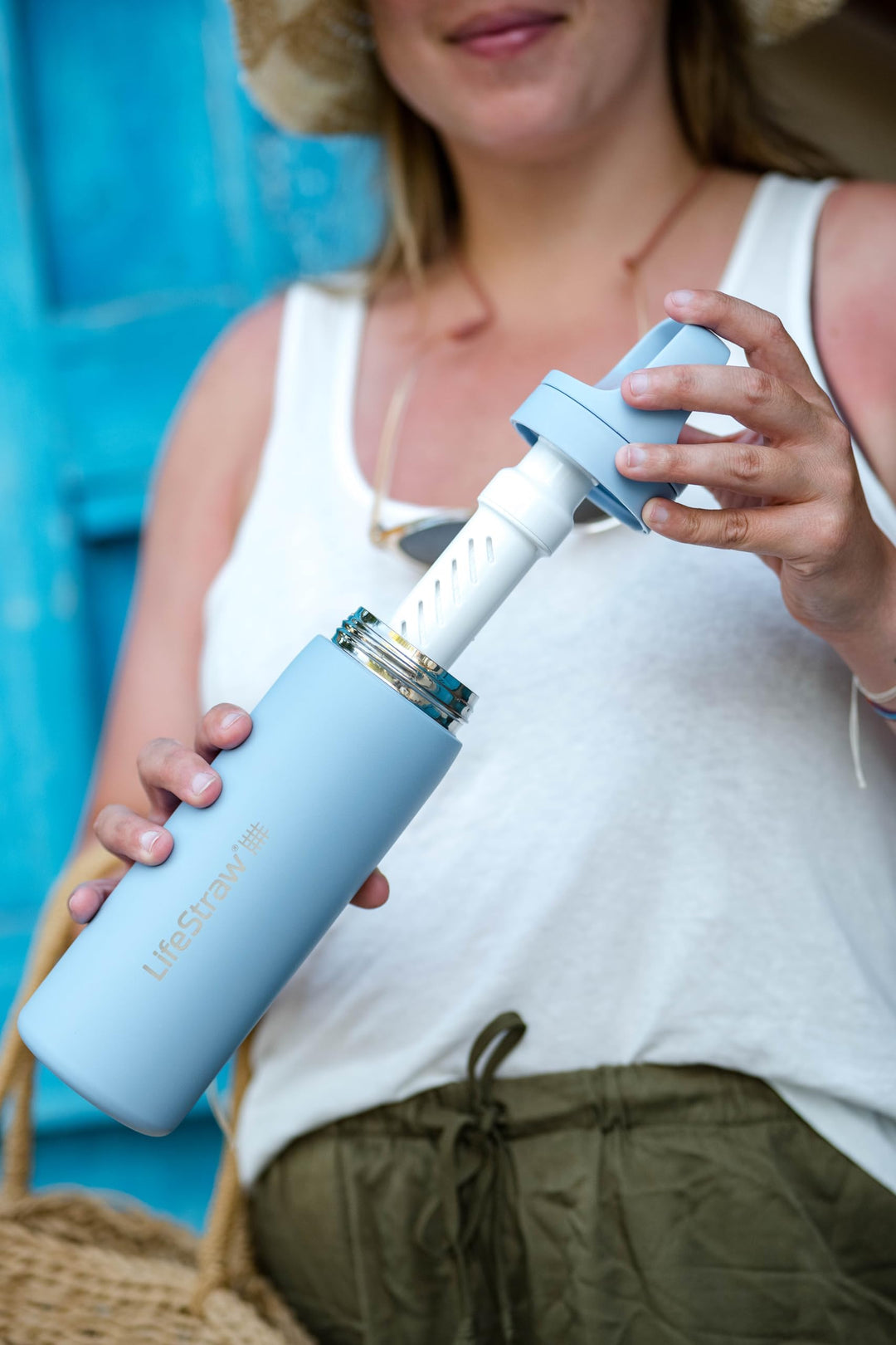 LifeStraw Go Series – Insulated Stainless Steel Water Filter Bottle for Travel and Everyday use removes Bacteria, parasites and microplastics, Improves Taste