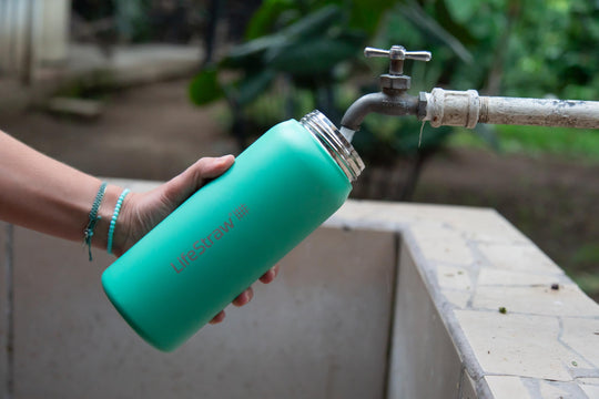 LifeStraw Go Series – Insulated Stainless Steel Water Filter Bottle for Travel and Everyday use removes Bacteria, parasites and microplastics, Improves Taste