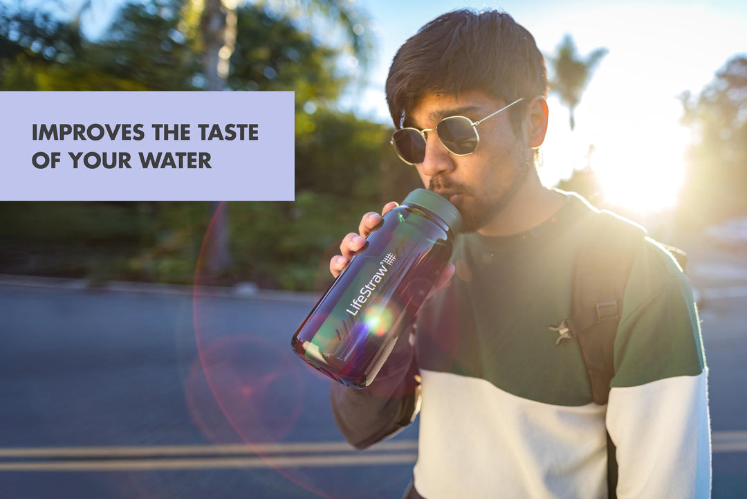 LifeStraw Go Series – BPA-Free Water Filter Bottle for Travel and Everyday use removes Bacteria, parasites and microplastics, Improves Taste