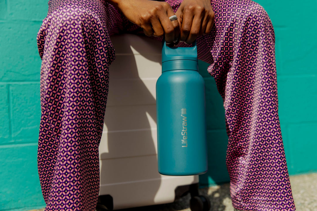 LifeStraw Go Series – Insulated Stainless Steel Water Filter Bottle for Travel and Everyday use removes Bacteria, parasites and microplastics, Improves Taste