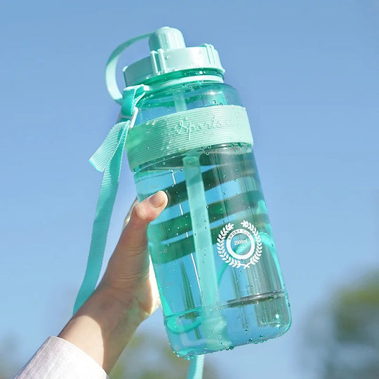 New Sport Water Bottle BPA Free Sport Drinking Water Bottle with Straw 1L 2L Plastic Water Drinking Bottle for Water