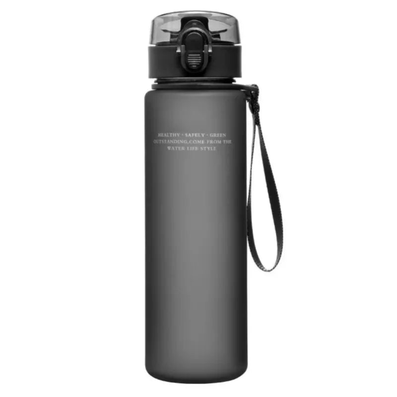 Gourde de sport étanche de haute qualité, idéale pour la randonnée et les voyages. Portable et facile à transporter. Mes gourdes préférées : 400 ml/560 ml.
